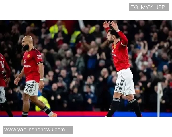 西甲赛场惊现冷门曼联狂胜热刺引发全场轰动解析